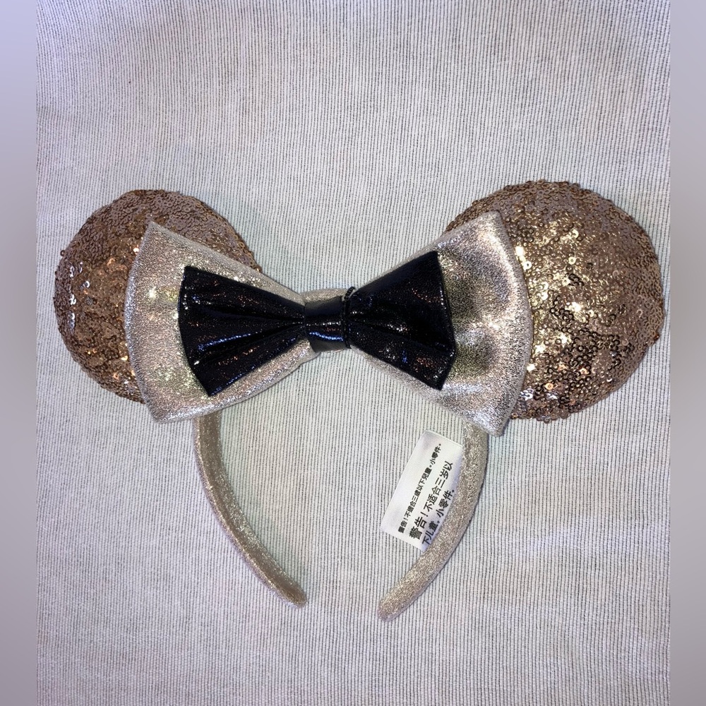 New Disney parks Mickey Mouse 90th Birthday ears.